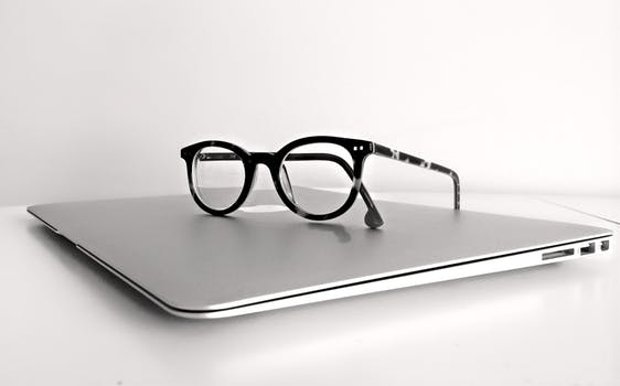 new tech glasses