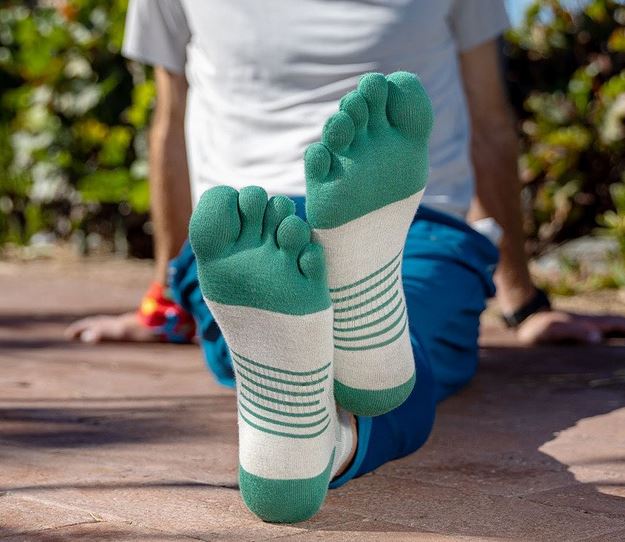 The Best Socks With Toes: Reduce Blisters and Add Foot Support