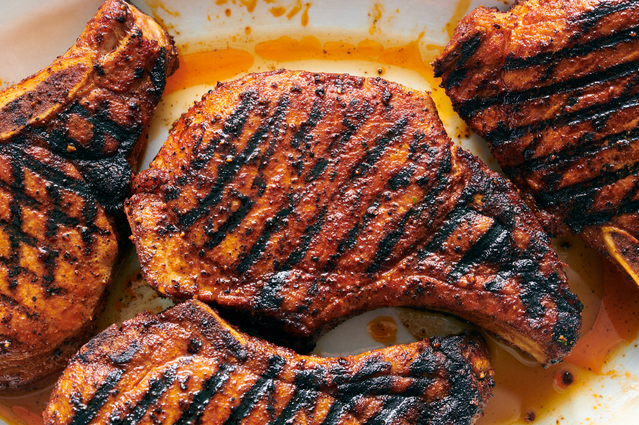 Best Grilled Pork Chops Recipe - How to Grill Pork Chops - The Tech ...