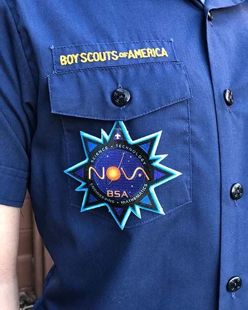3 Ways to Sew a Patch on a Uniform - The Tech Edvocate