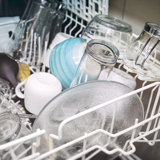 3 Ways To Clean A Dishwasher With Bleach 