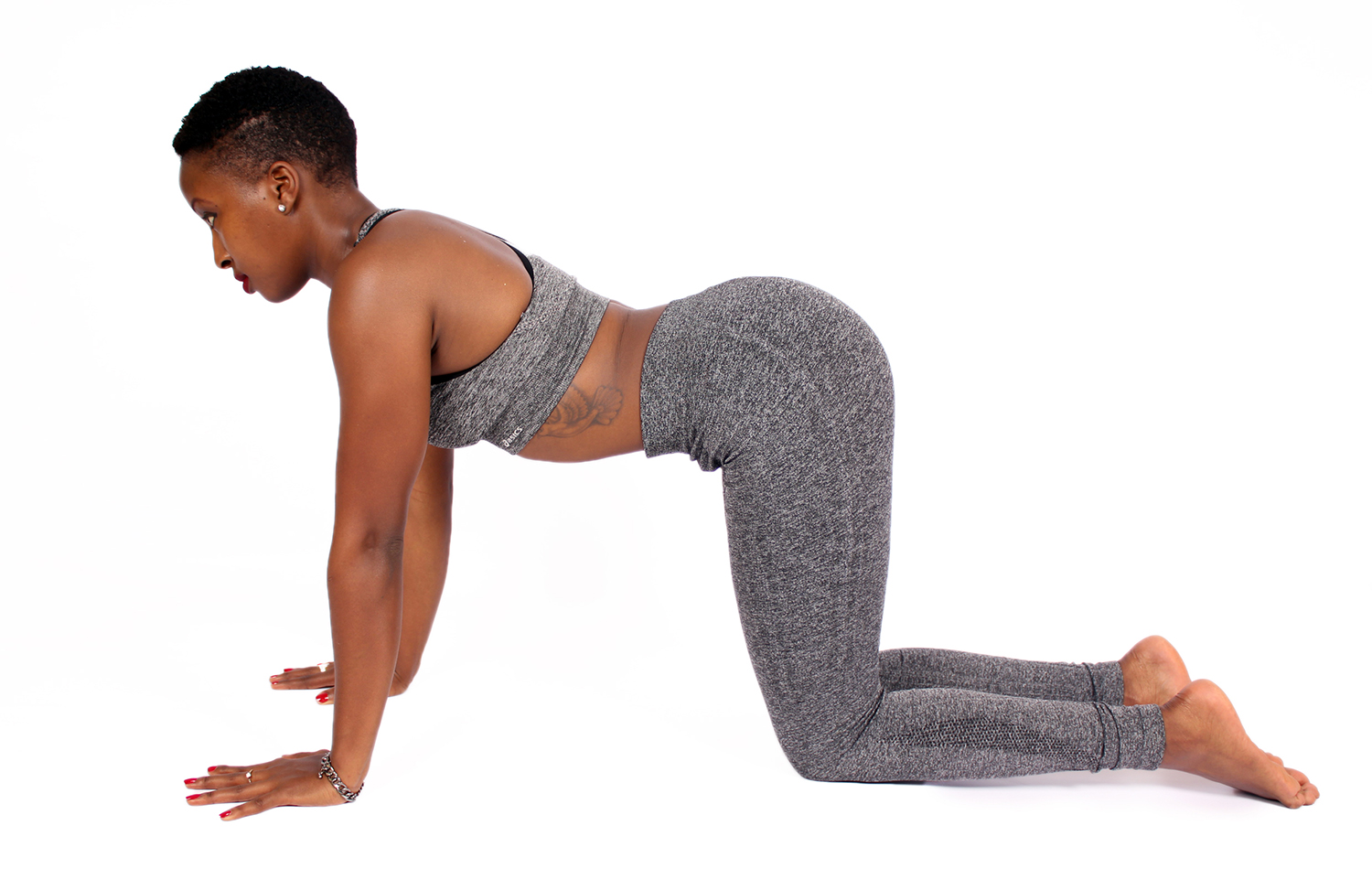 4 Ways to Do the Cat Pose in Yoga - The Tech Edvocate