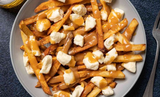 Best Perfect Poutine Recipe - How To Make Perfect Poutine - The Tech ...