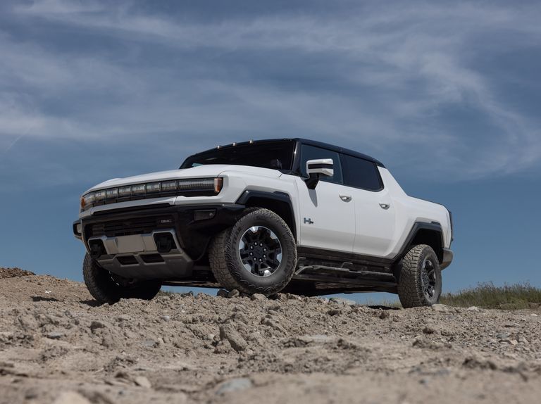 2024 GMC Hummer EV Pickup Review, Pricing, and Specs The Tech Edvocate