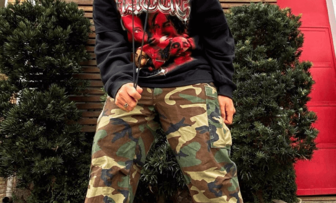 How to Style Camo Pants - The Tech Edvocate