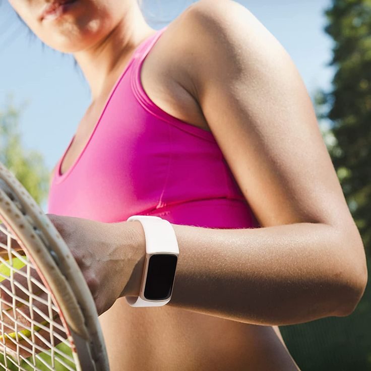 Best Fitbit Luxe bands 2024: A stylish approach to tracking